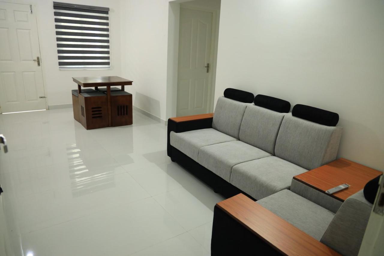 Yelza Hotel And Residence Alwaye Εξωτερικό φωτογραφία