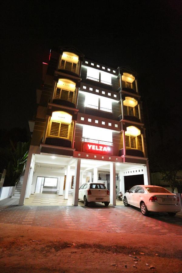 Yelza Hotel And Residence Alwaye Εξωτερικό φωτογραφία
