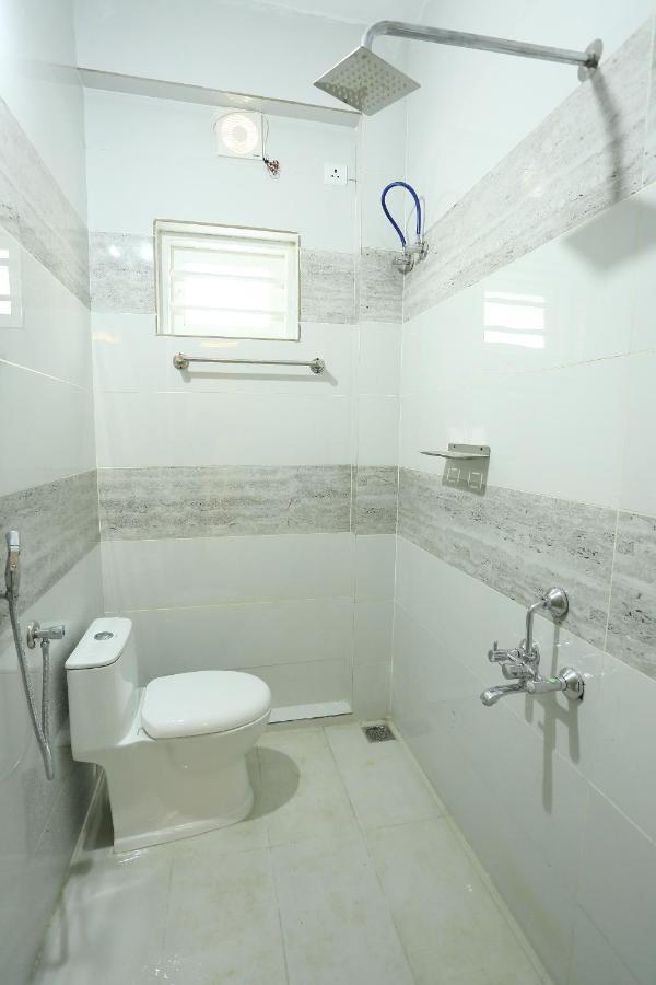 Yelza Hotel And Residence Alwaye Εξωτερικό φωτογραφία