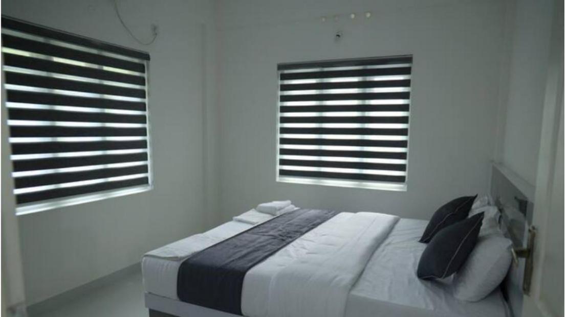 Yelza Hotel And Residence Alwaye Εξωτερικό φωτογραφία